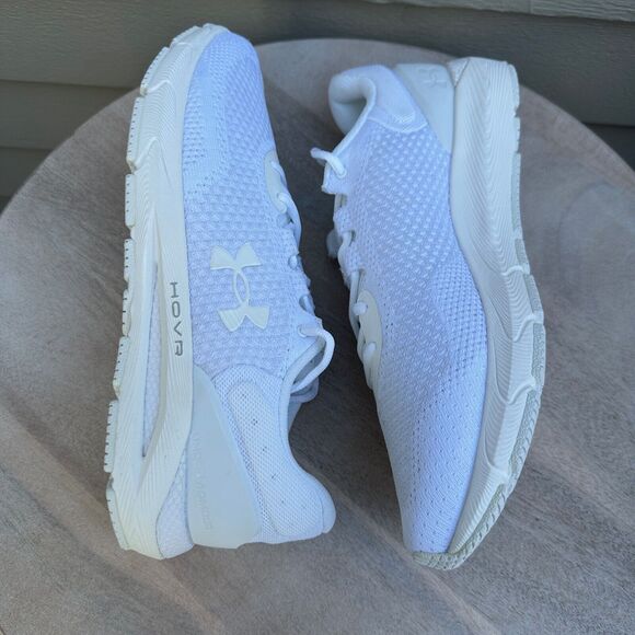 Under Armour Hovr Intake 6 Mens Sneakers Size 10 White Running 3026134-101 New - Picture 3 of 14